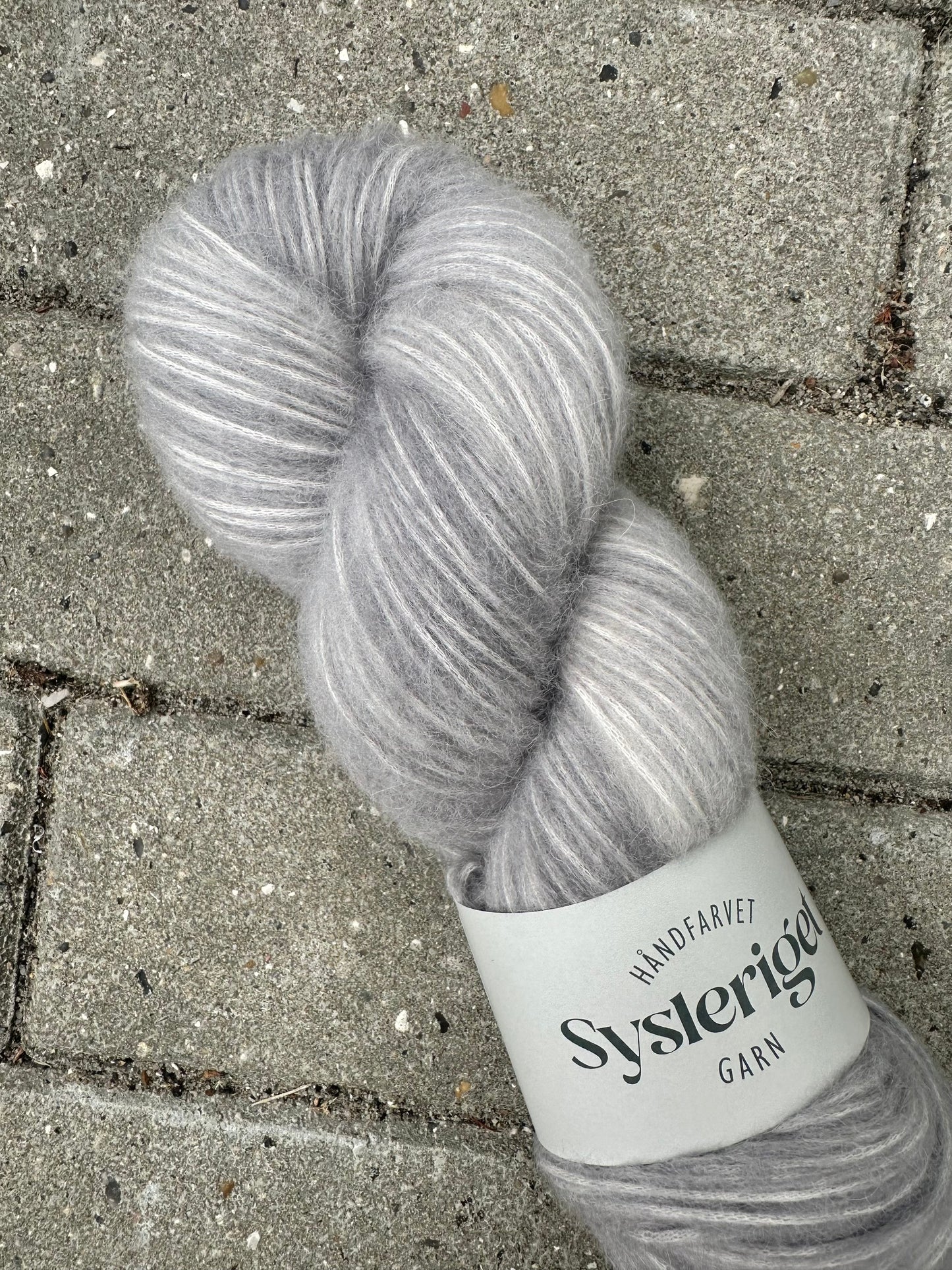 Sysleriget Alpaca Blow | Grey-ish