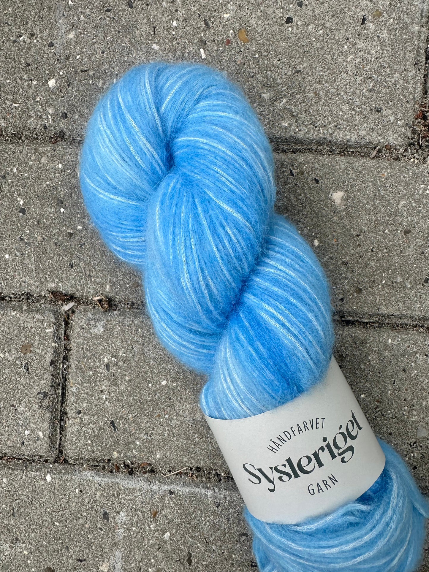 Sysleriget Alpaca Blow | Glove Blue