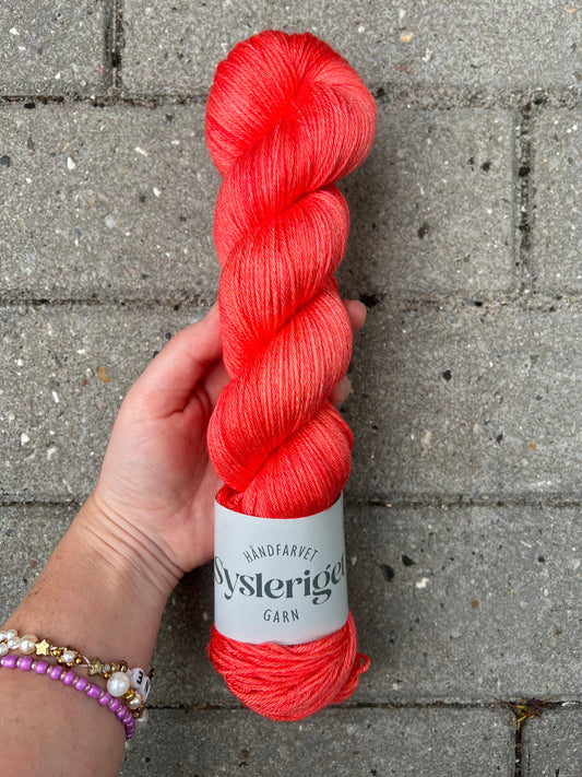 Sysleriget Merino Silk | Wild Poppy