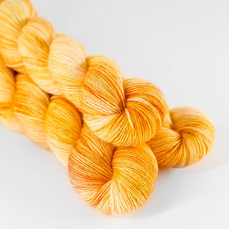 SINGLES-Sunflower Dreams-1