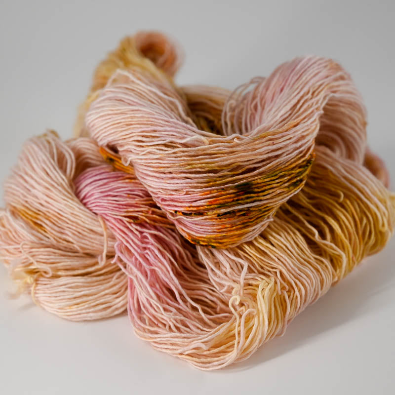 SINGLES-Vintage Daybed-1